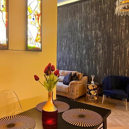 Urban Central Apartments บราชอฟ ภายนอก รูปภาพ