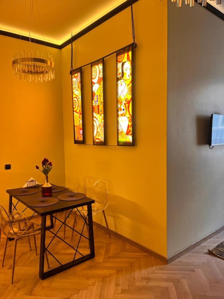 Urban Central Apartments บราชอฟ ภายนอก รูปภาพ